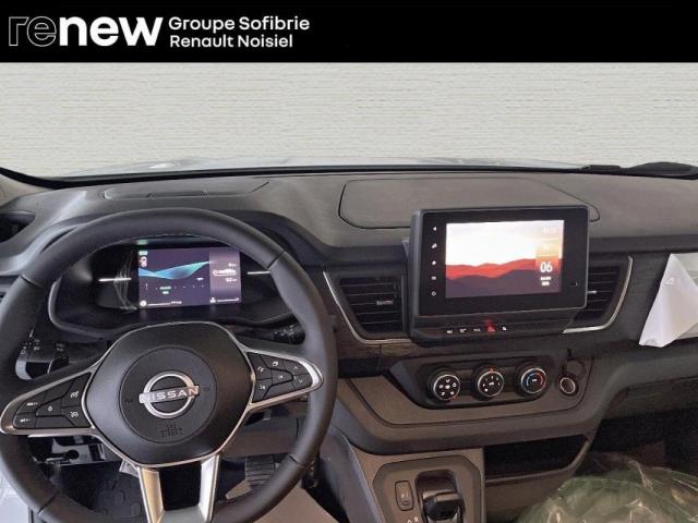 Nissan Primastar image 9