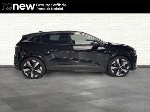 Renault Mégane E-Tech image 8