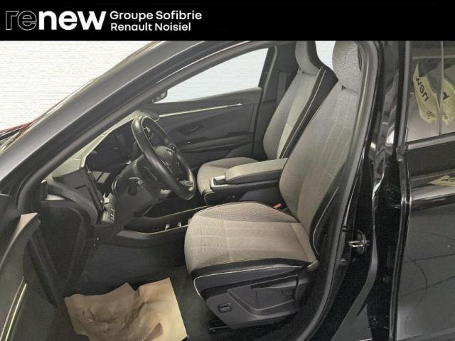 Renault Mégane E-Tech image 1