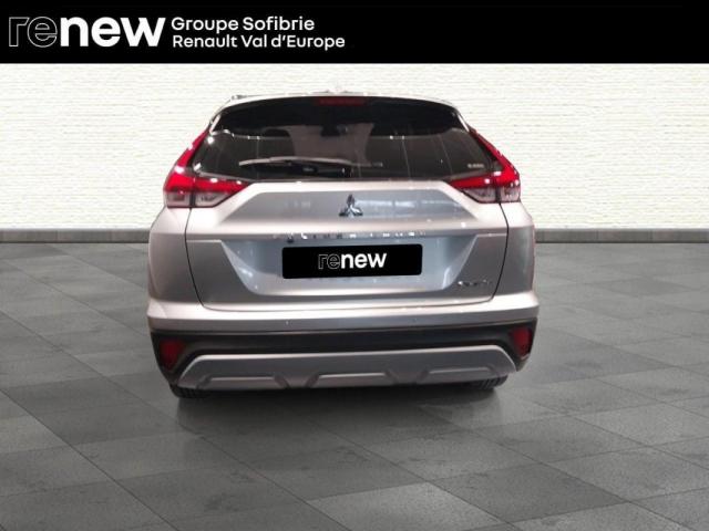 Mitsubishi Eclipse Cross image 8
