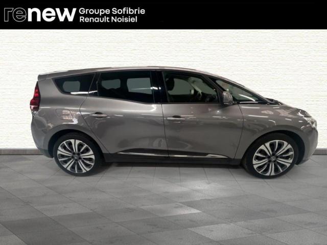 Renault Grand Scénic image 9