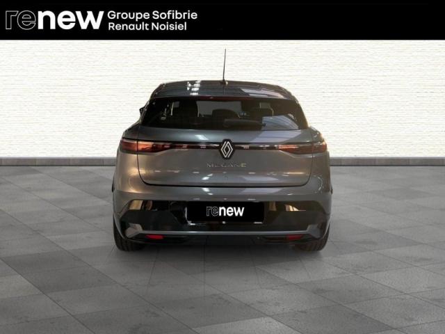 Renault Mégane E-Tech image 7