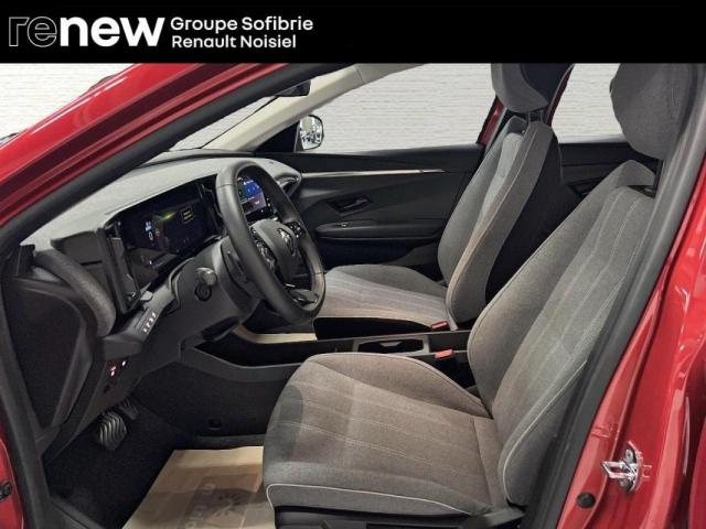 Renault Mégane E-Tech image 2