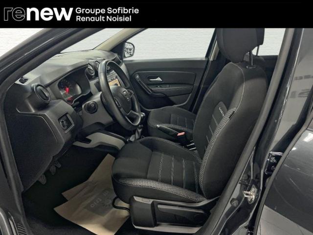 Dacia Duster image 4