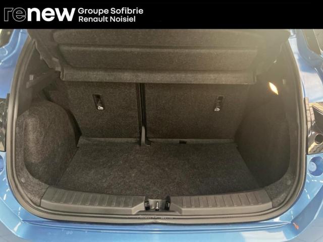 Nissan Micra image 9