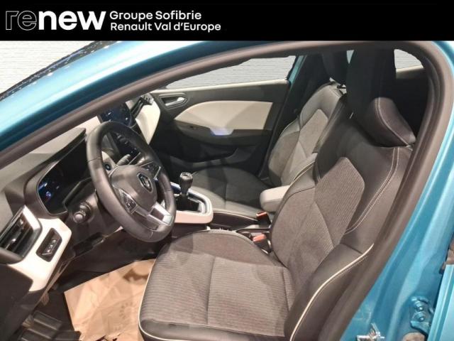 Renault Clio image 9