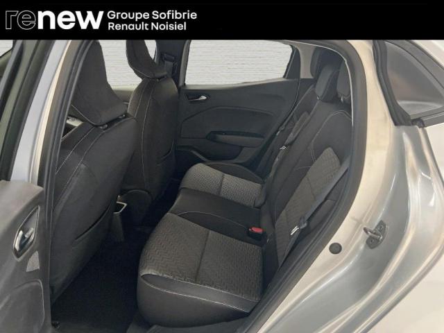 Renault Clio image 6