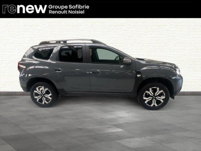 Dacia Duster image 1