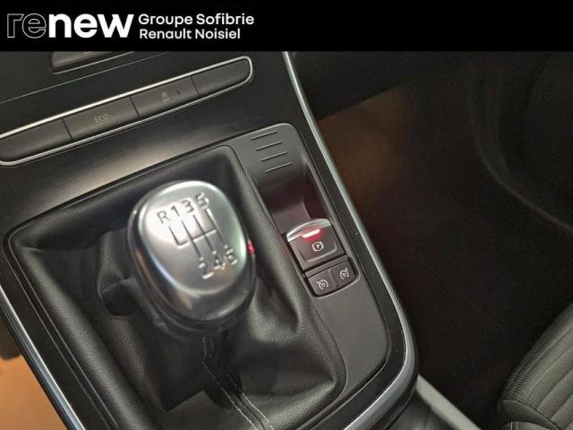 Renault Grand Scénic image 2