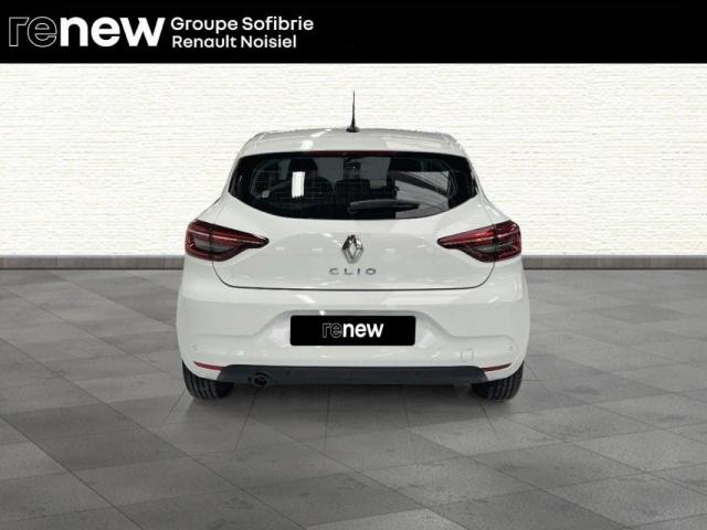 Renault Clio image 8