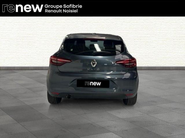 Renault Clio image 9
