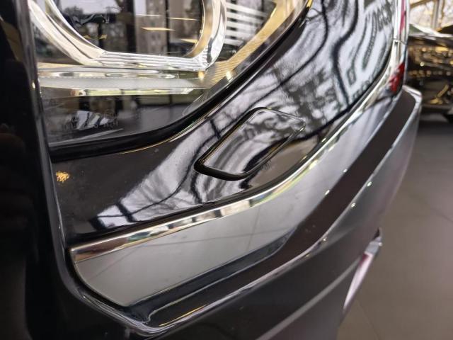 Mitsubishi Eclipse Cross image 2