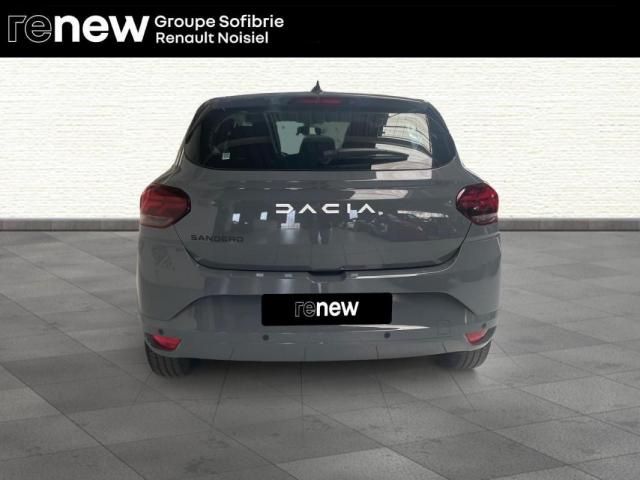 Dacia Sandero image 8