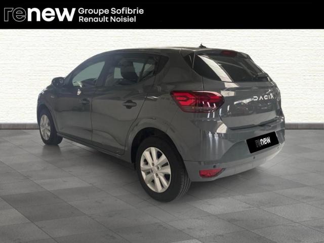 Dacia Sandero image 2