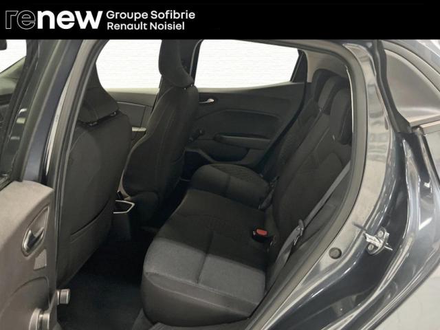 Renault Clio image 6