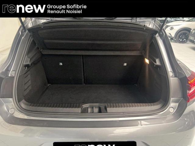 Renault Clio image 9