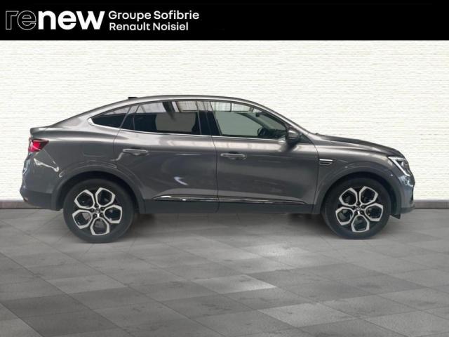 Renault Arkana image 9