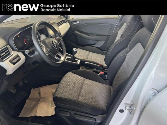 Renault Clio image 2