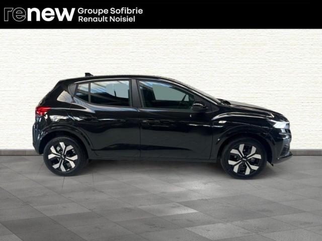 Dacia Sandero image 2