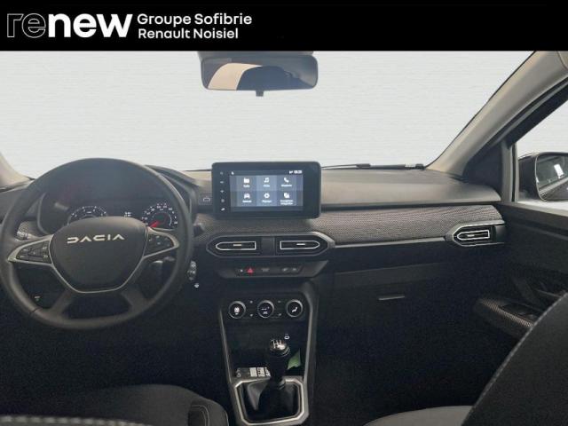 Dacia Sandero image 3