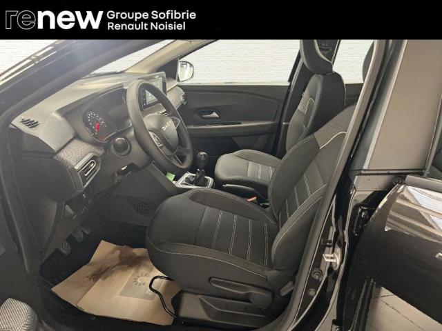 Dacia Sandero image 9