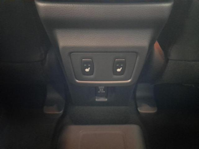 Mitsubishi Eclipse Cross image 2