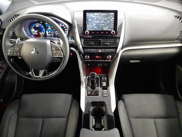 Mitsubishi Eclipse Cross image 8