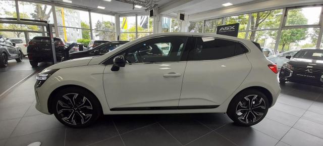 Mitsubishi Colt image 8