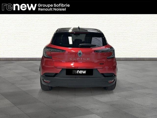 Renault Captur image 2