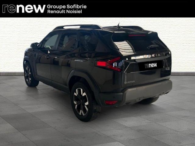 Dacia Duster image 1