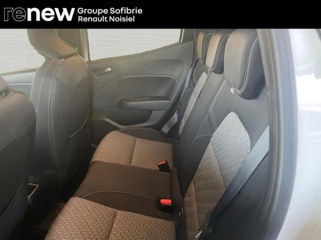 Renault Clio image 1