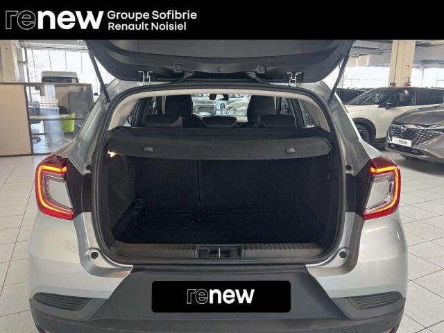 Renault Captur image 1