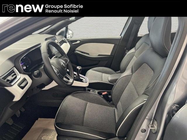 Renault Clio image 9