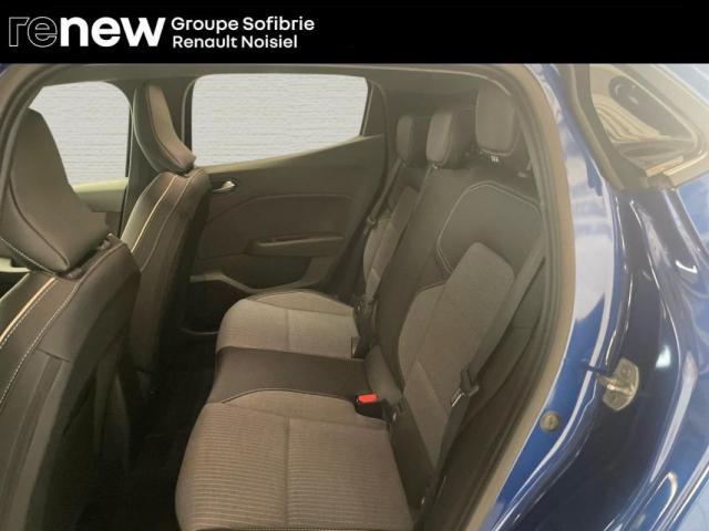 Renault Clio image 9