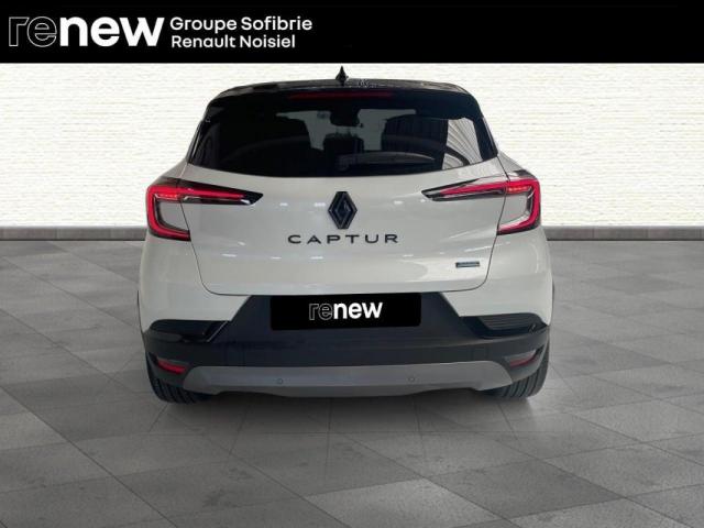 Renault Captur image 8