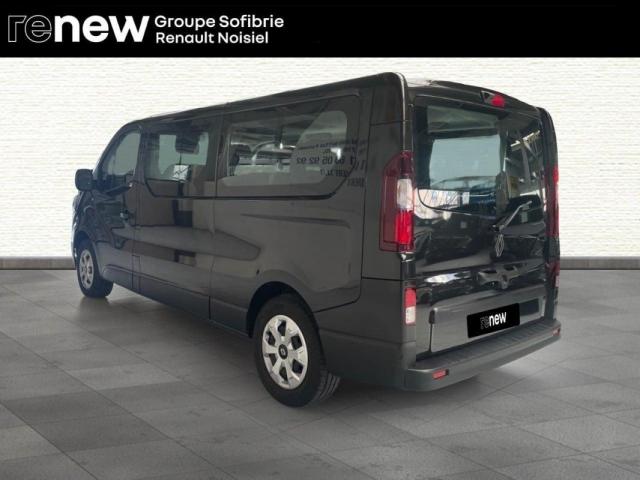 Renault Trafic image 8