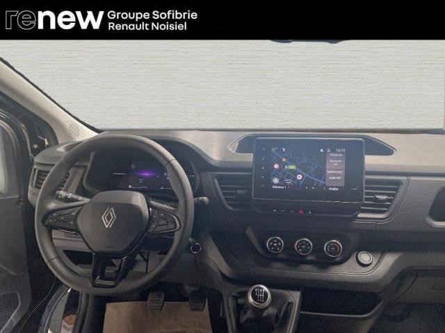 Renault Trafic image 6