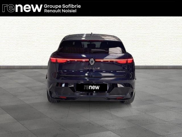 Renault Mégane E-Tech image 8