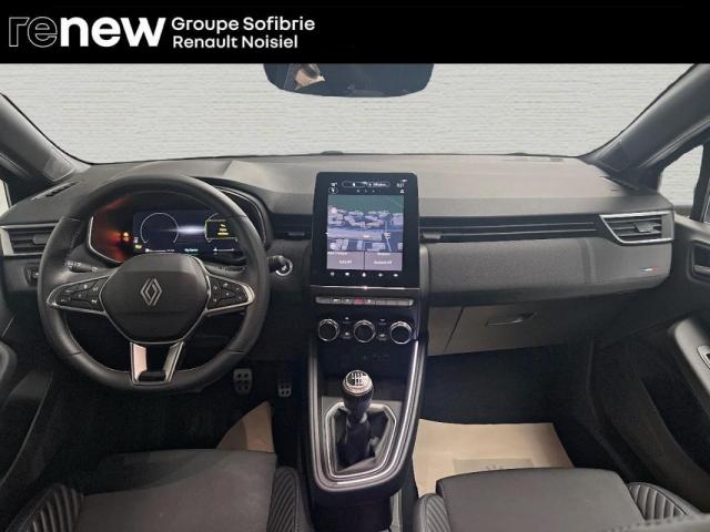 Renault Clio image 1