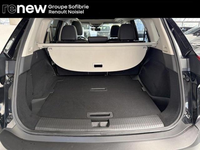 Nissan X-Trail image 2