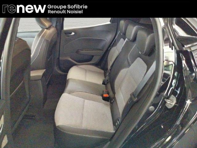 Renault Clio image 9