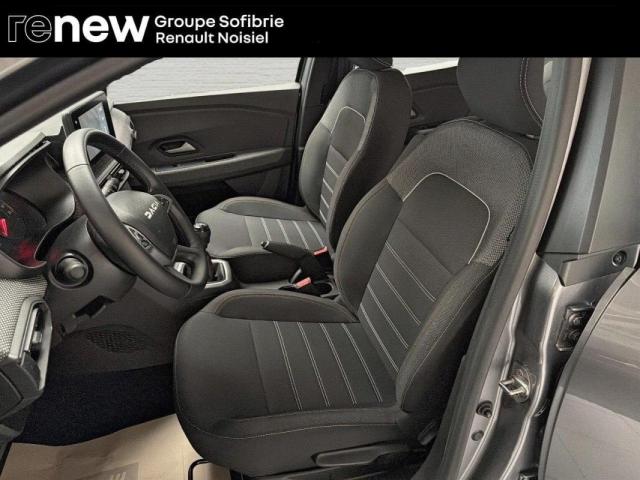 Dacia Sandero image 9