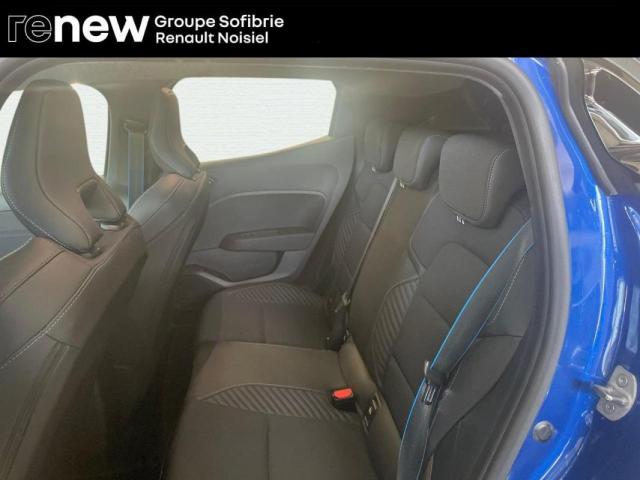 Renault Clio image 8