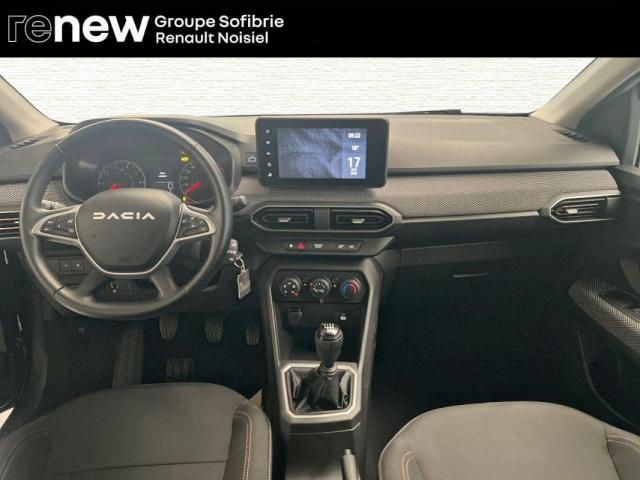 Dacia Sandero image 1