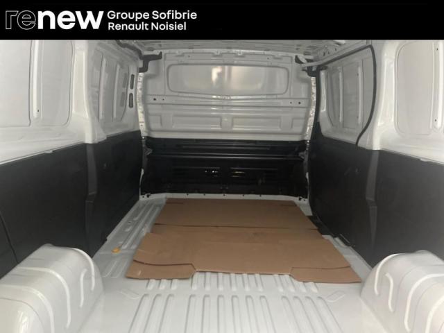 Renault Trafic image 7