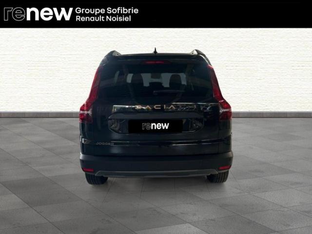 Dacia Jogger image 1