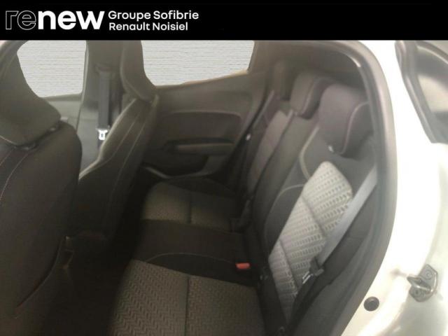 Renault Clio image 6