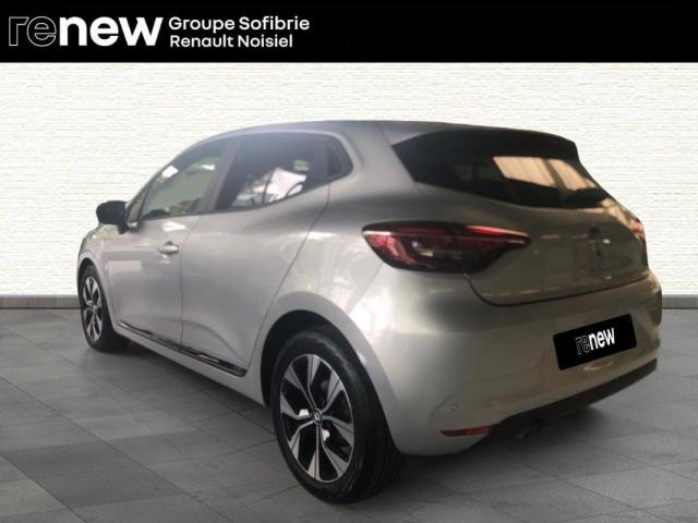 Renault Clio image 8