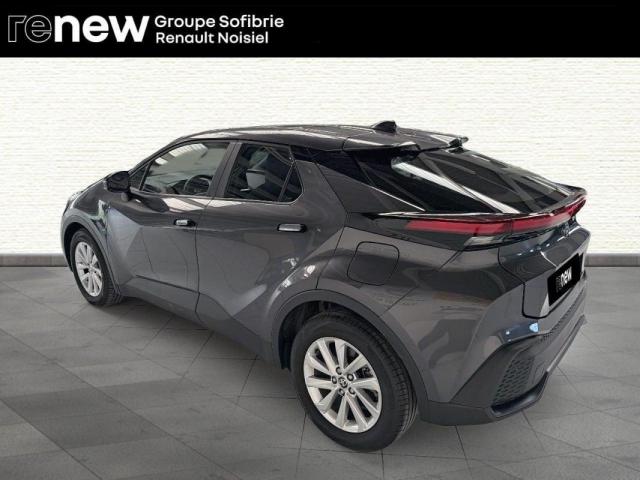 Toyota C-Hr image 3