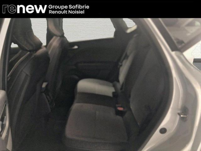 Renault Captur image 2